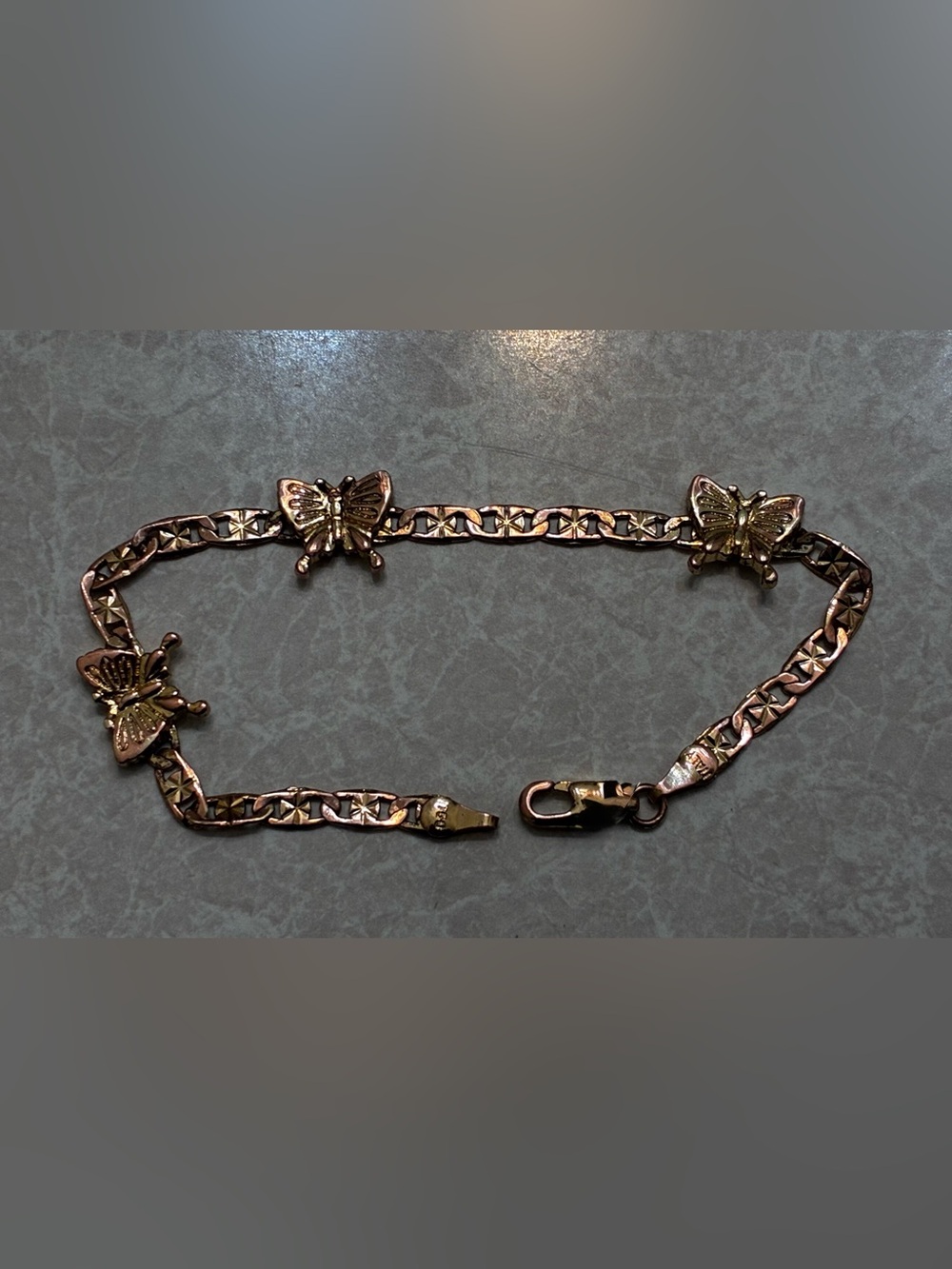 Vintage 18K. 750 marked Tri color butterfly bracelet